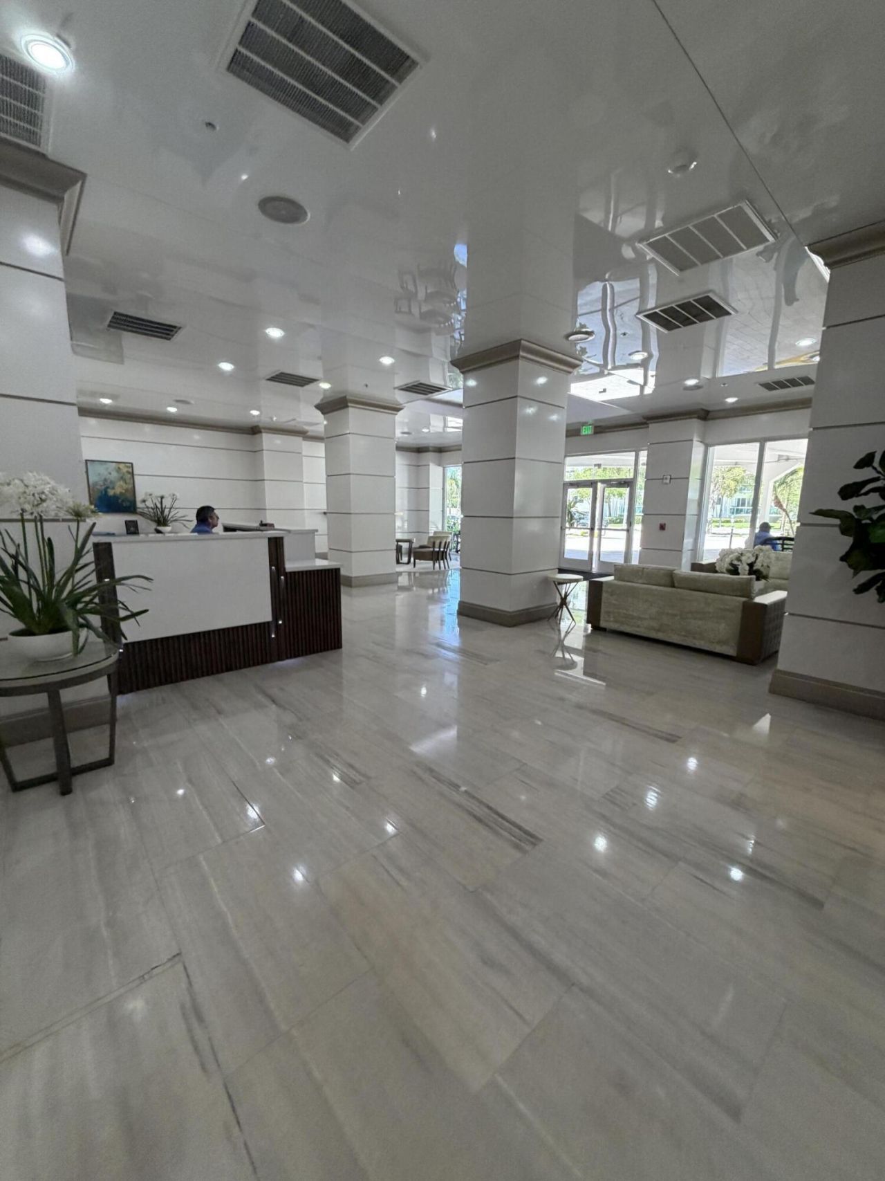 19390 Collins Avenue, Unit 1405, Sunny Isles Beach, FL 33160 Photo