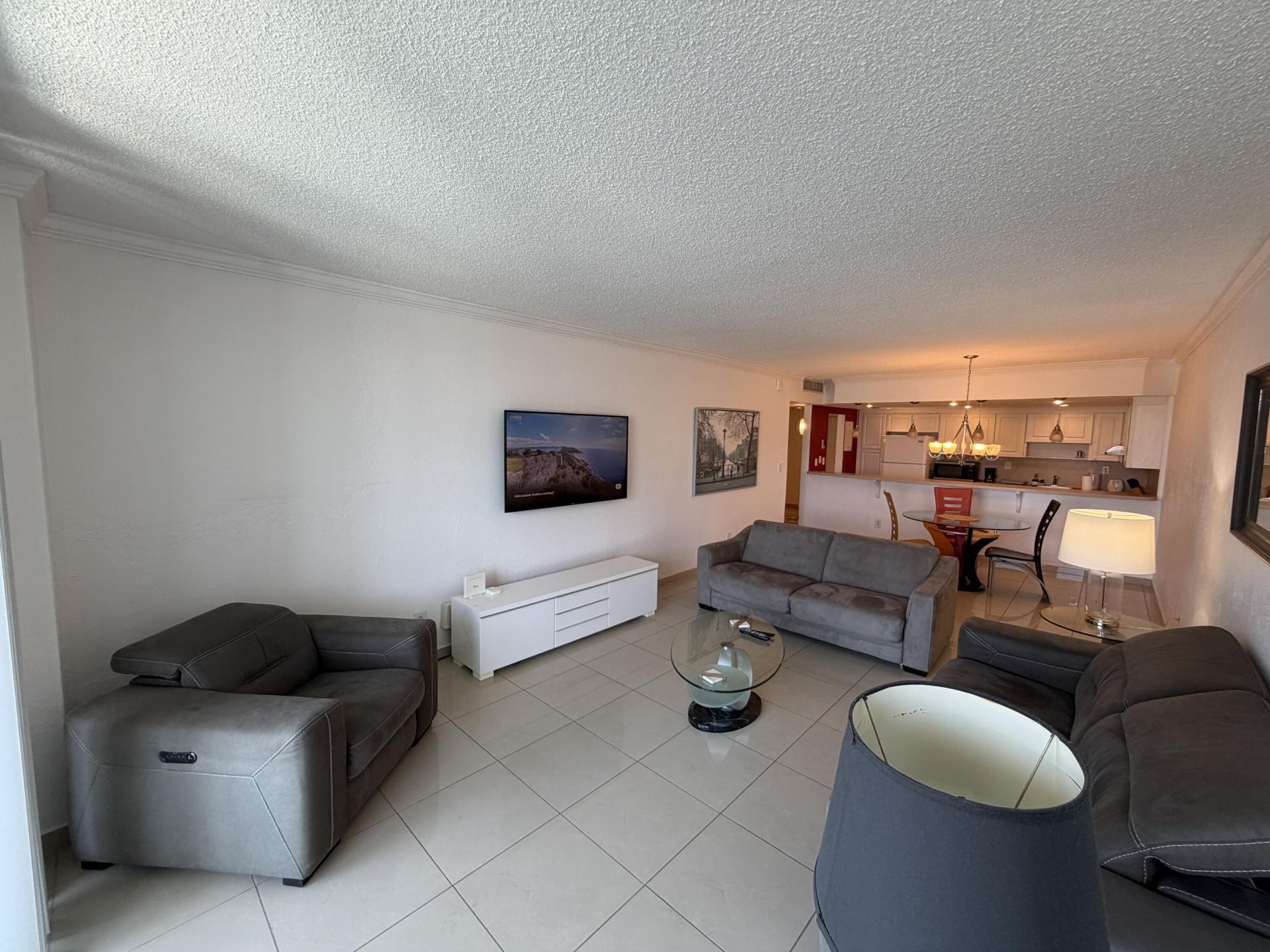 19390 Collins Avenue, Unit 1405, Sunny Isles Beach, FL 33160 Photo
