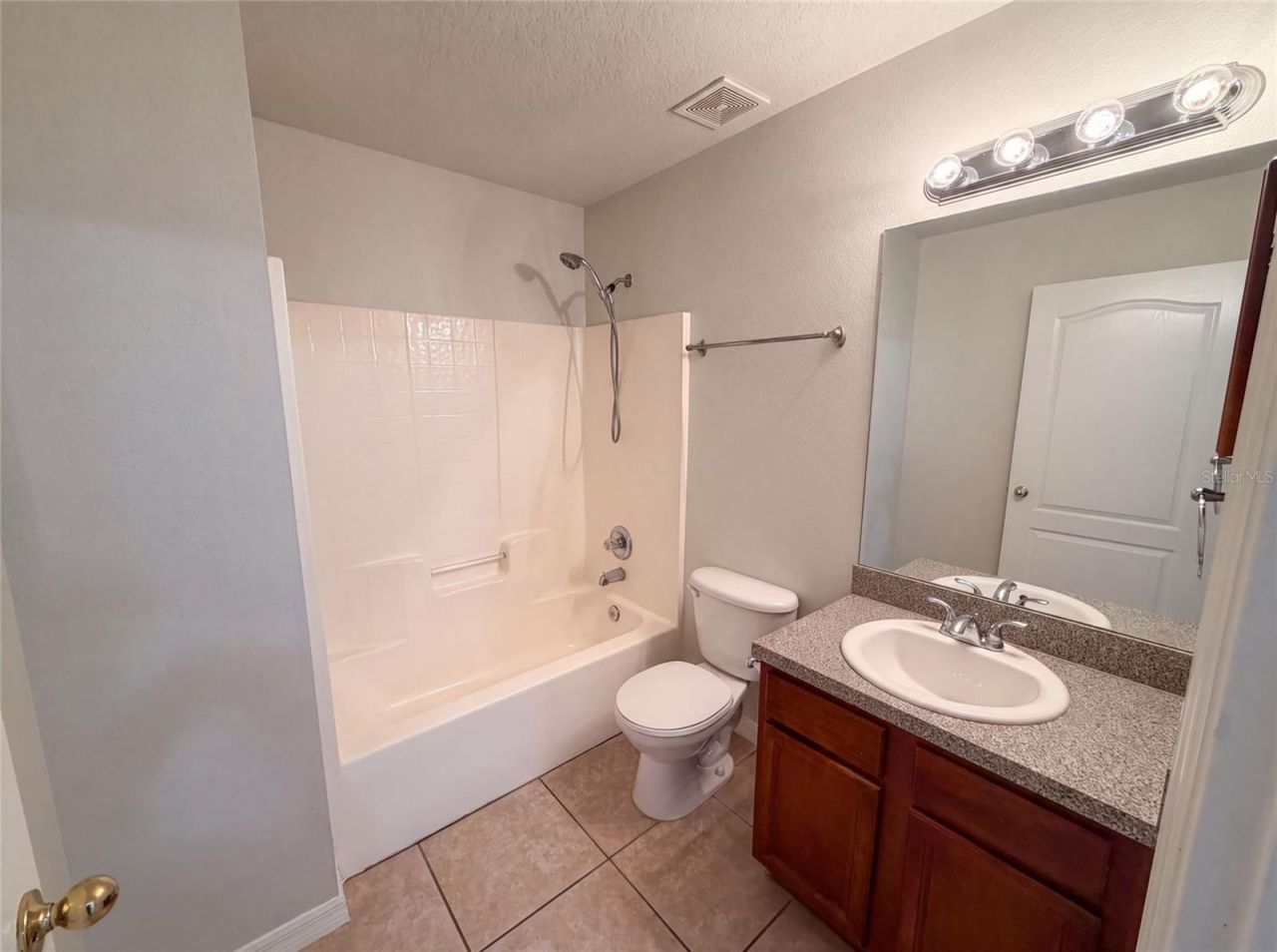306 Garden Oak Court , Apopka, FL 32703 Photo