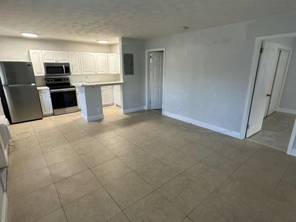 925 NE 17th Avenue, Unit 1, Fort Lauderdale, FL 33304