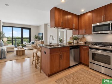 3201 Dodge Court, Unit 5607, Omaha, NE 68131