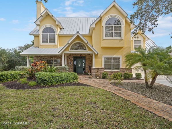 250 Lanternback Island Drive , Satellite Beach, FL 32937