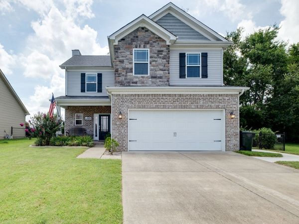 1065 Lindyn Lee Way , Gallatin, TN 37066
