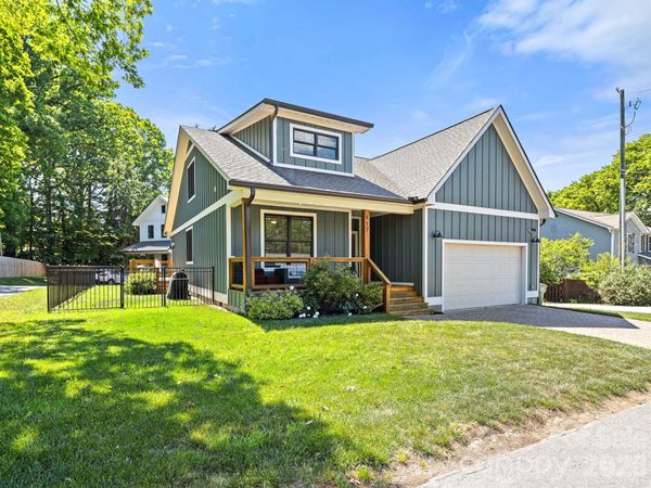 117 Dangerfield Court , Asheville, NC 28806