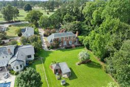 129 Golf Course Rd photo 4