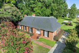 129 Golf Course Rd photo 4