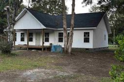 317 Arbor Dr photo 4