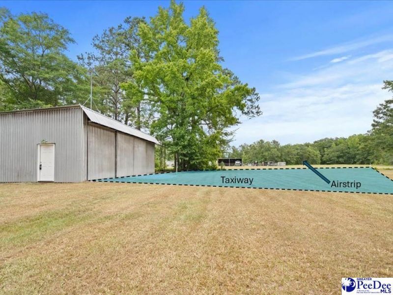 715 Pilots Lane Photo 5