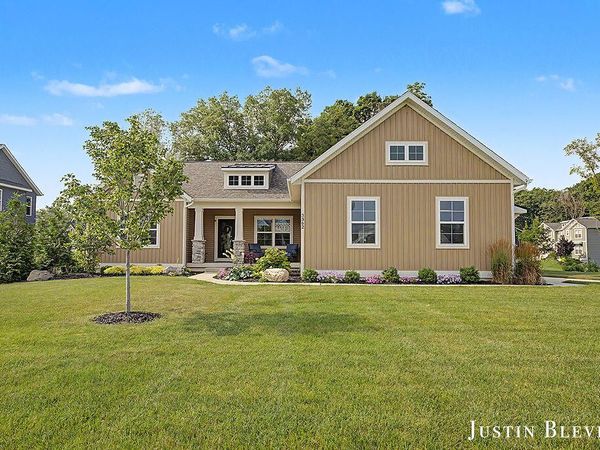 3362 Eagle Peak Court, Jenison, MI 49428