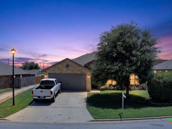 8301 Salt Mill Hollow Drive , Temple, TX 76502