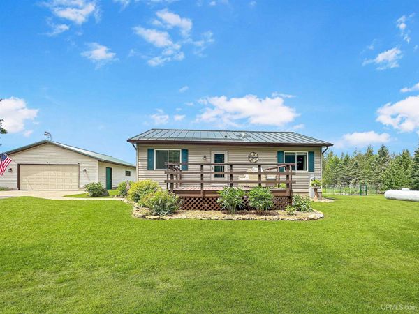 N16287 French Town Rd Road, Meyer Twp, MI 49847