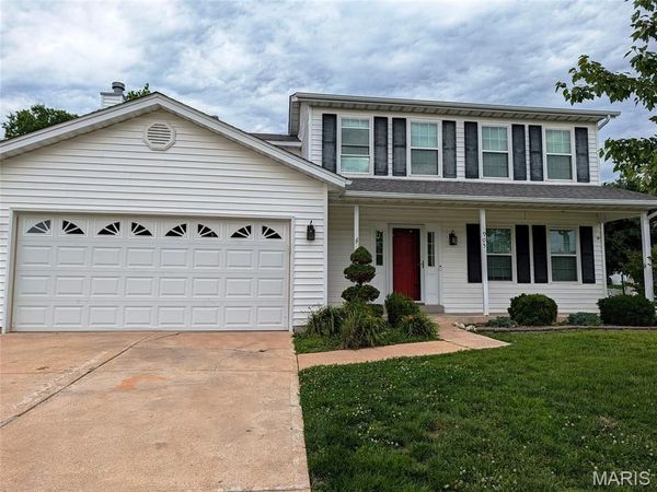 905 Lands End Circle , St Charles, MO 63304