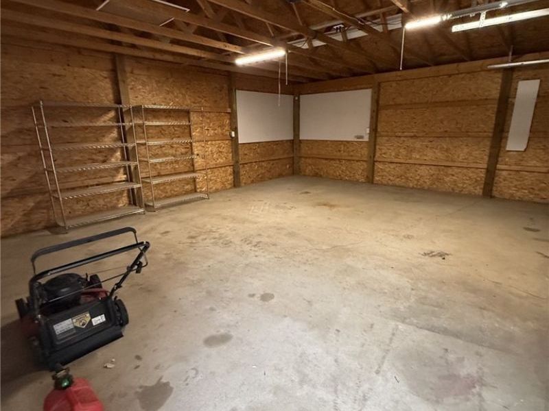 1547 Hay Avenue , Coshocton, OH 43812 Photo 4