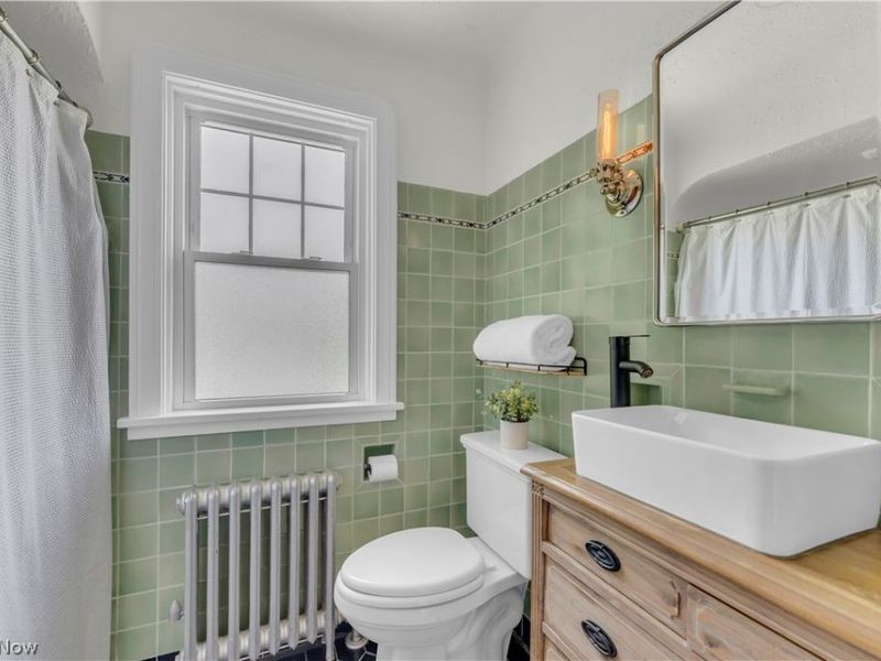 3581 Tullamore Road , University Heights, OH 44118 Photo 15