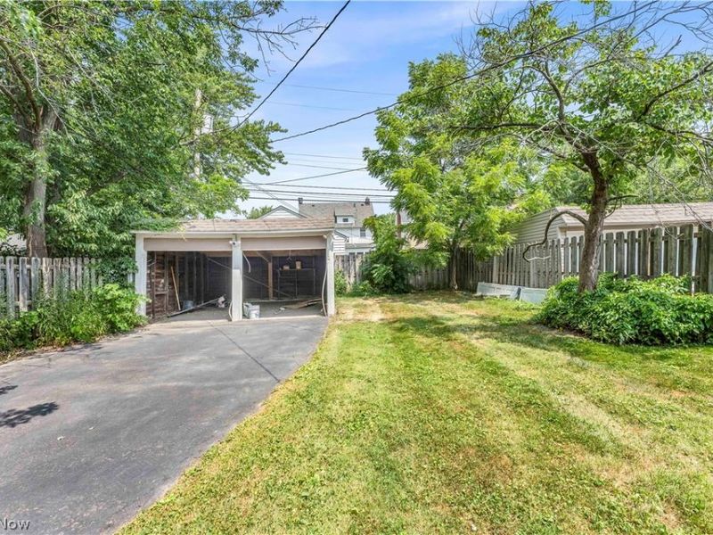 3581 Tullamore Road , University Heights, OH 44118 Photo 27
