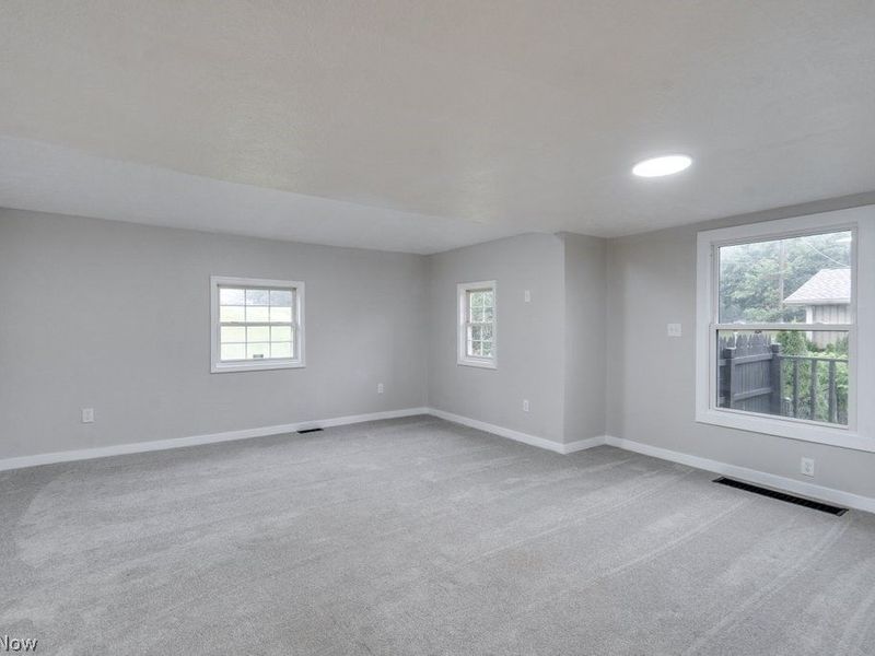 3236 Young Avenue NW, Massillon, OH 44647 Photo 11