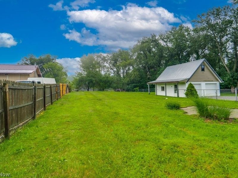 3236 Young Avenue NW, Massillon, OH 44647 Photo 4