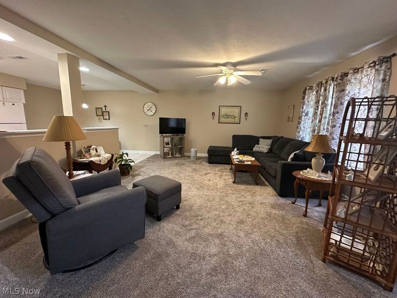 552 Main Street, Unit H, Wadsworth, OH 44281 Photo 4