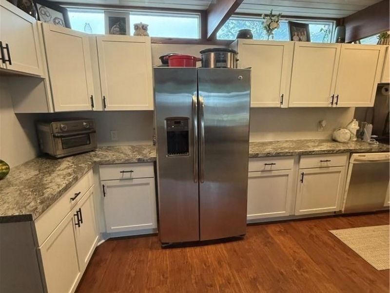 13599 Atlantic Road, Strongsville, OH 44149 Photo 4