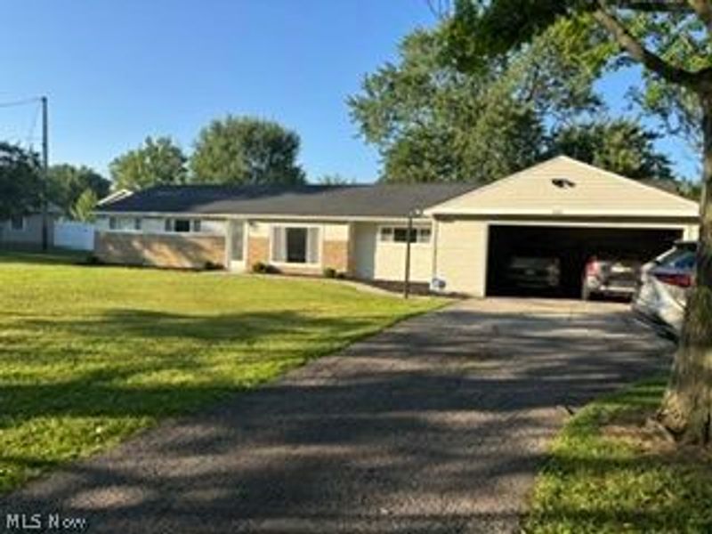 9198 St Nicholas Drive, Streetsboro, OH 44241 Photo 3