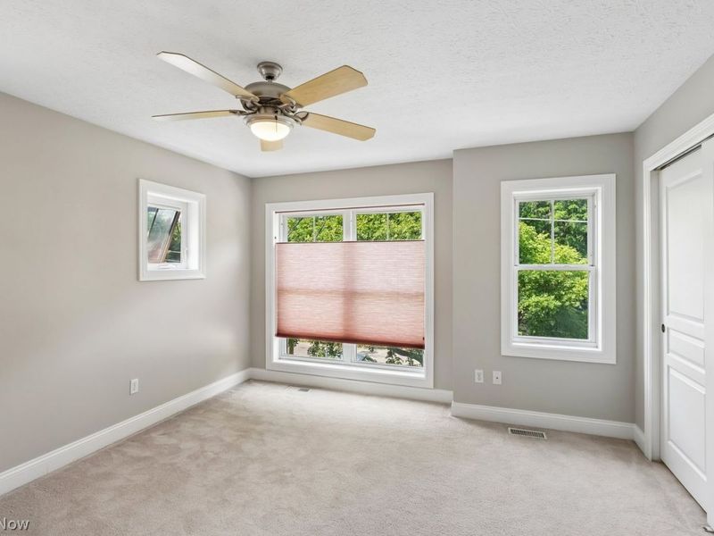 2013 W 58th Street, Cleveland, OH 44102 Photo 18