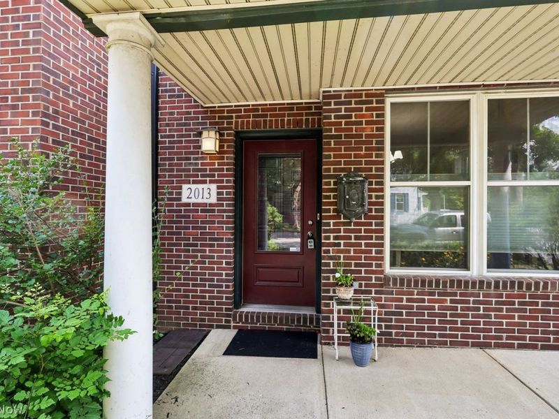2013 W 58th Street, Cleveland, OH 44102 Photo 2