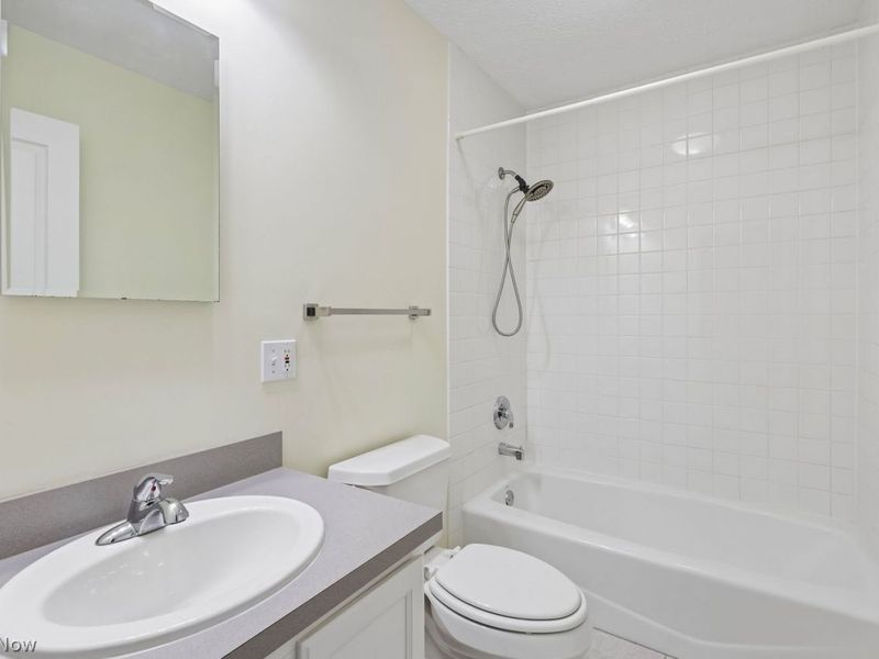 2013 W 58th Street, Cleveland, OH 44102 Photo 20