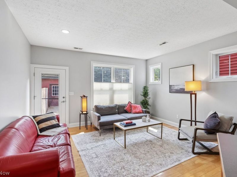 2013 W 58th Street, Cleveland, OH 44102 Photo 5