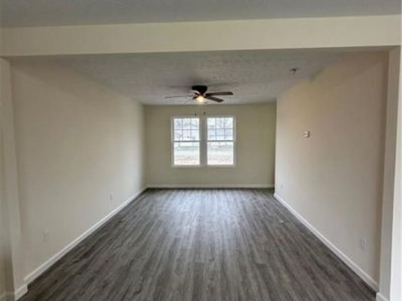 335 Abbe Road N, Elyria, OH 44035 Photo 10
