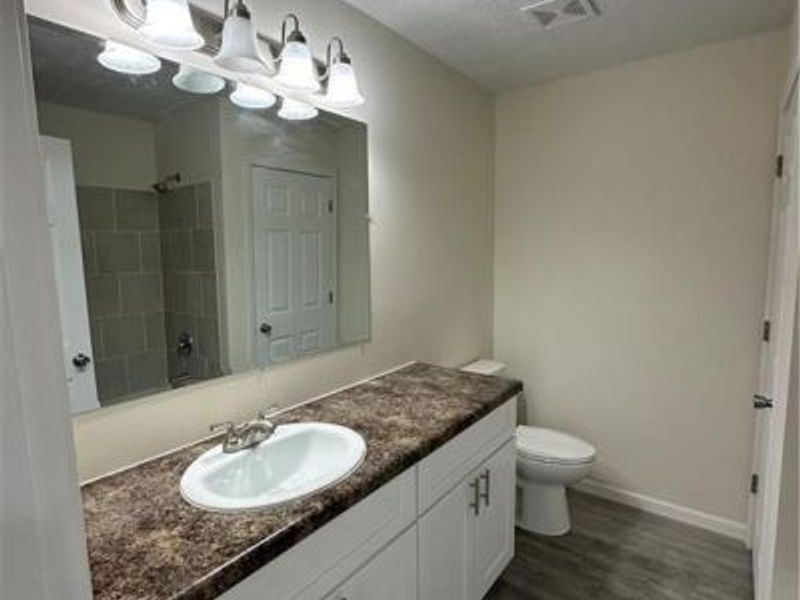 335 Abbe Road N, Elyria, OH 44035 Photo 14