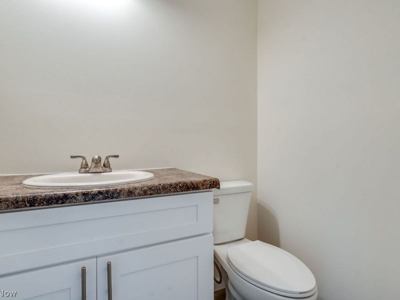 335 Abbe Road N, Elyria, OH 44035 Photo 19
