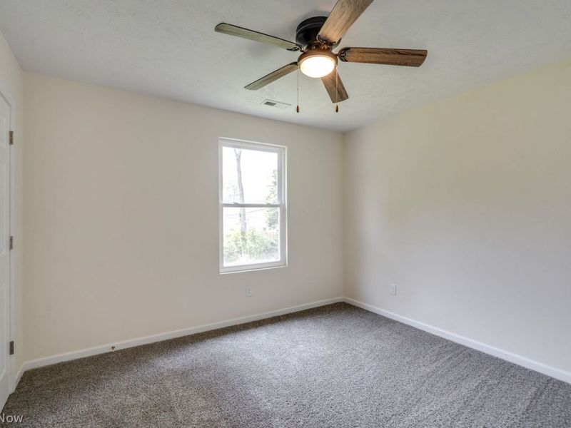 335 Abbe Road N, Elyria, OH 44035 Photo 23