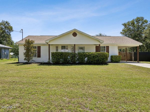 307 Clarks Bluff Road , Kingsland, GA 31548
