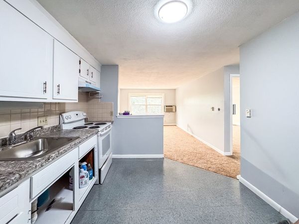 13 Granite St, Unit 11, Methuen, MA 01844