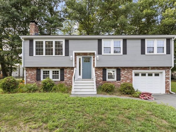25 Glenwood Rd, Tewksbury, MA 01876