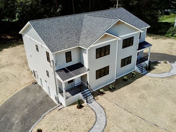 27 Rollins, Unit B, Groveland, MA 01834