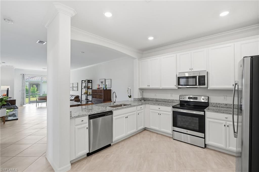 1689 Alameda Dr, Naples, FL 34120 Photo