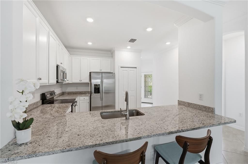 1689 Alameda Dr, Naples, FL 34120 Photo