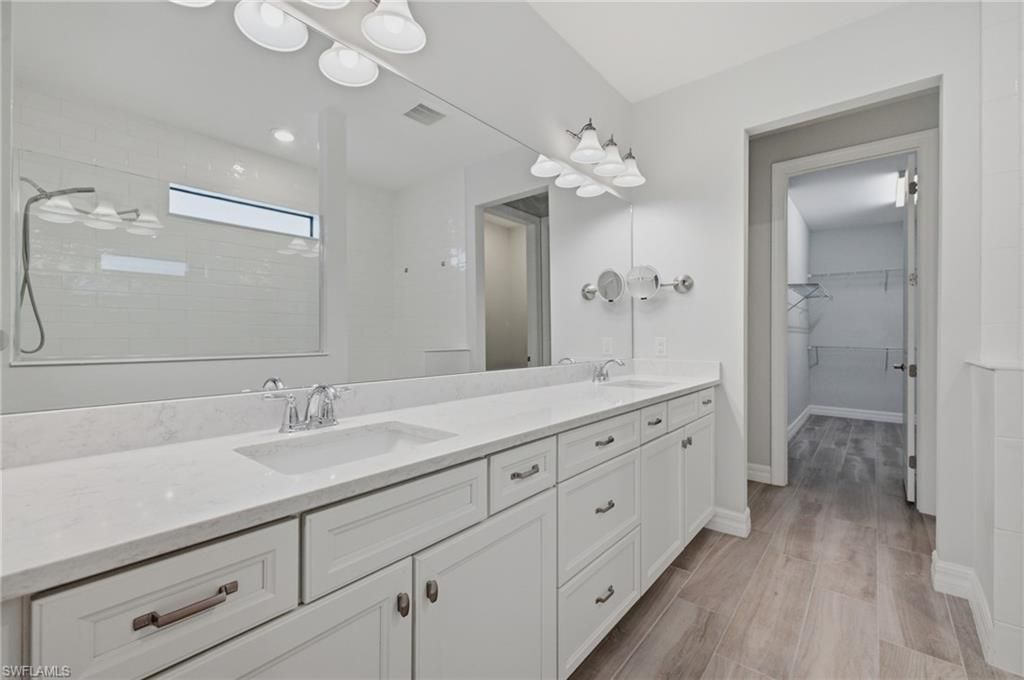 16277 Borelle Cir, Naples, FL 34110 Photo
