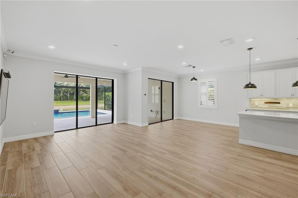 16277 Borelle Cir, Naples, FL 34110 Photo
