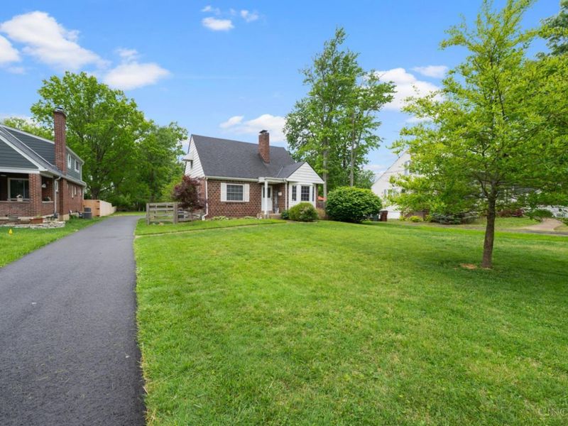 4641 Belleview Avenue, Blue Ash, OH 45242 Photo 2