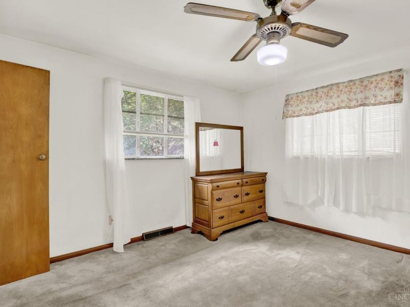 5676 Colonial Drive, Miami Twp, OH 45150 Photo 19