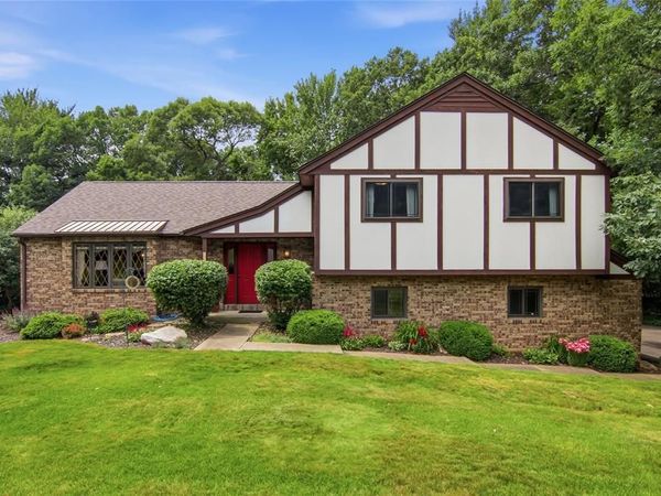 4616 Havenwood Lane, Eau Claire, WI 54701