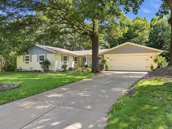 604 Manor Court, Altoona, WI 54720