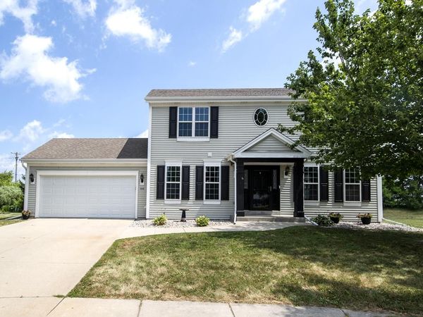 914 Michael COURT, Elkhorn, WI 53121
