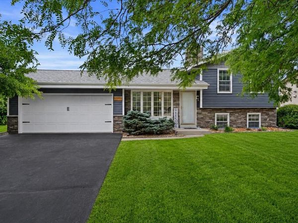 3731 E Puetz ROAD, Oak Creek, WI 53154