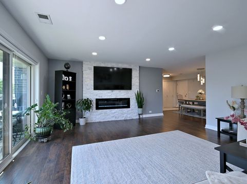 Main Photo