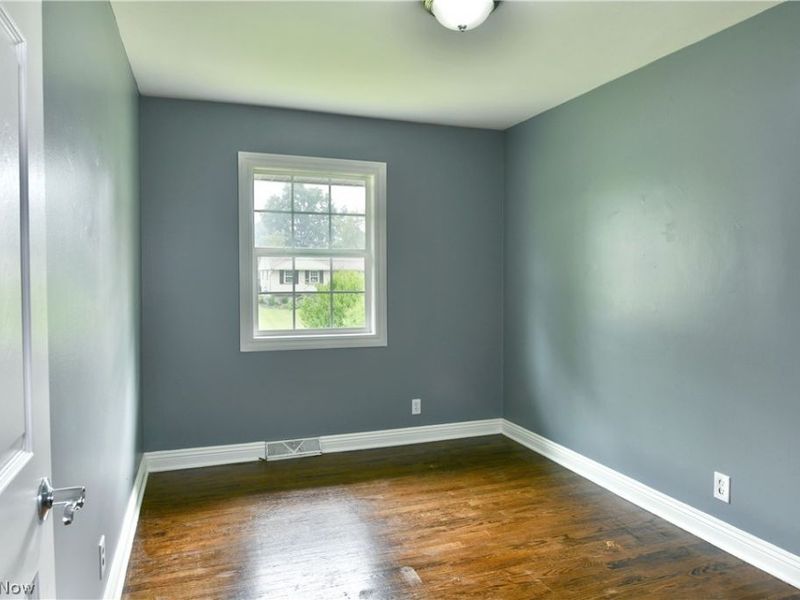 8143 Venice Heights Drive NE, Warren, OH 44484 Photo 31