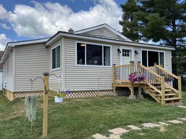 14 Third Street, Howland, ME 04448