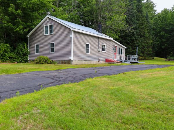 513 S High Street , Bridgton, ME 04009